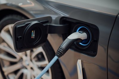 Waarom de solid-state accu nu eindelijk serieus is