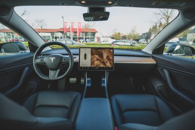 Tesla FSD rijdt nu op Nederlandse wegen en zo werkt het